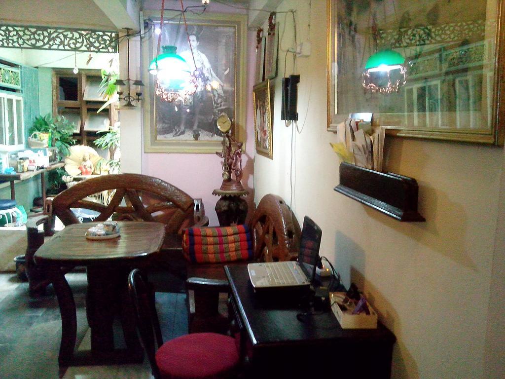 מלון בנגקוק Cafe De Baan Raow מראה חיצוני תמונה